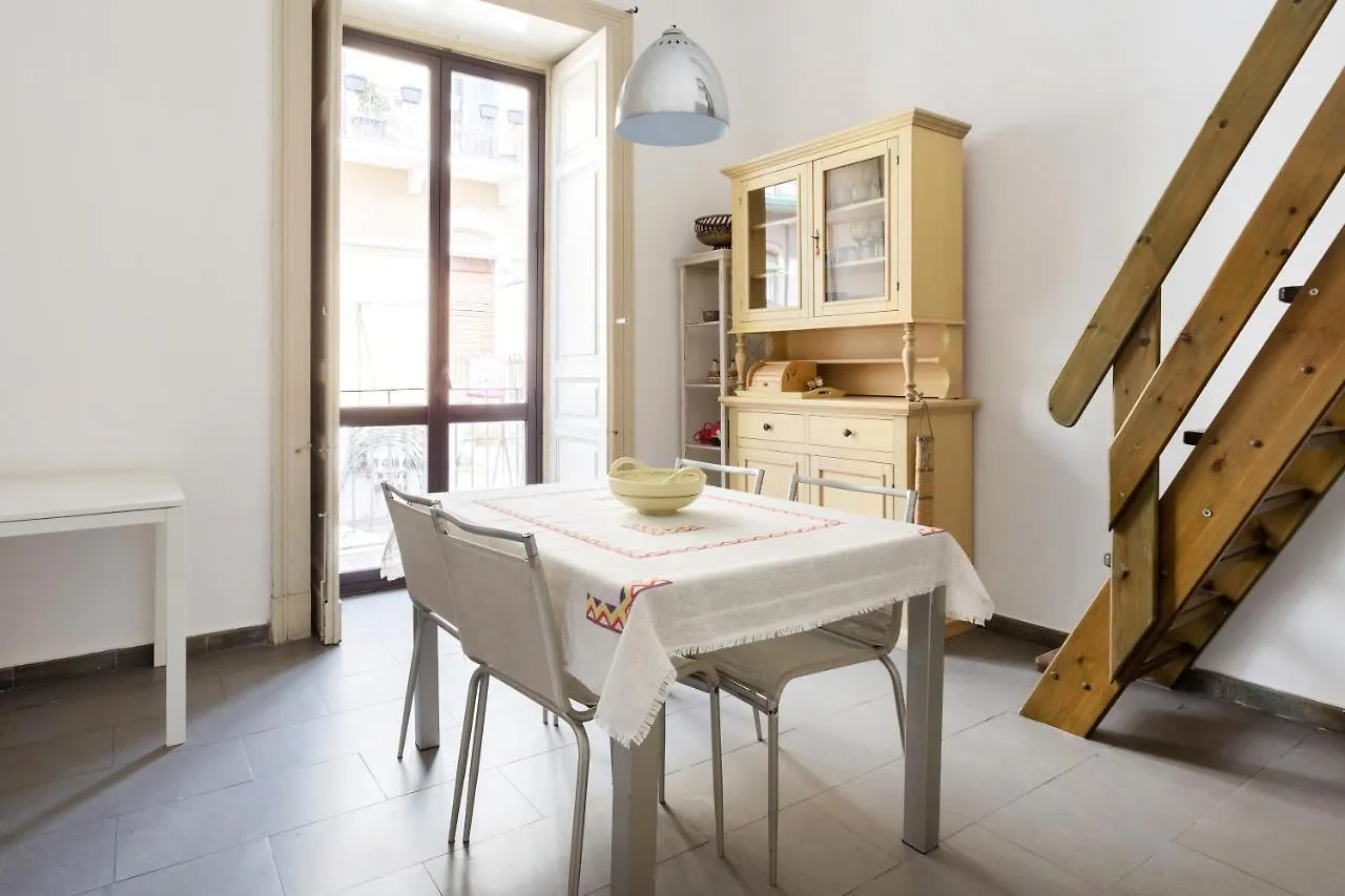 Apartment Casa Vacanze A Pochi Passi Da Villa Bellini Catania